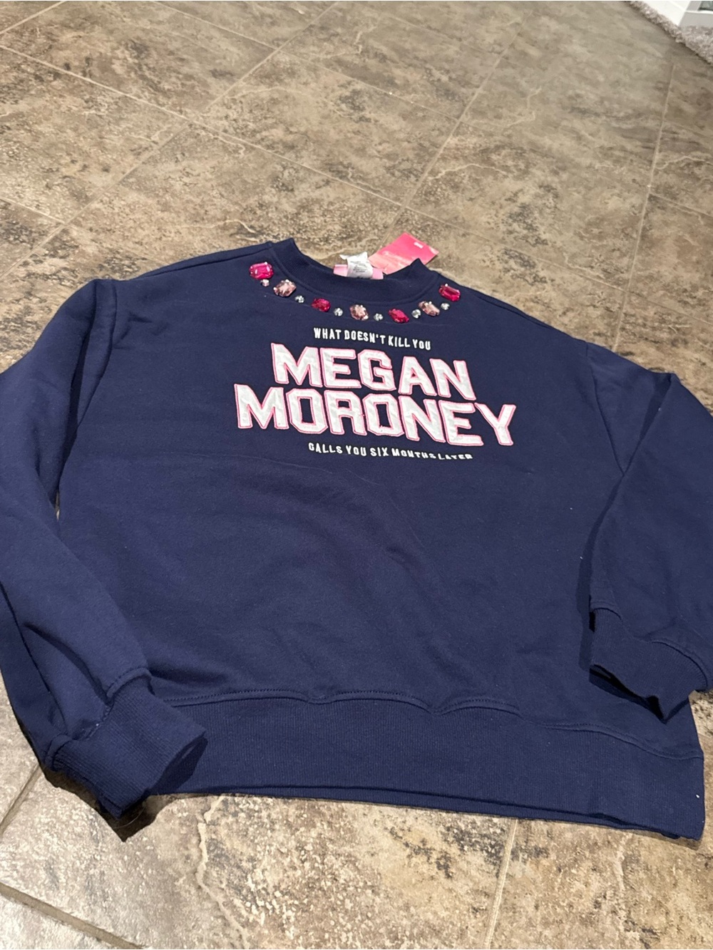 🫑Navy blue Megan Moroney crewneck with rhinestones along the neck